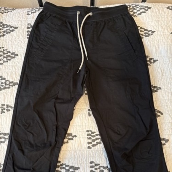 Vuori Other - ✨ Vuori Men’s Ripstop Traveler Jogger Pants – Performance Athleisure ✨